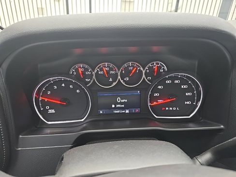 Used 2020 Chevrolet Silverado 2500 LT w/ All Star Edition image 3