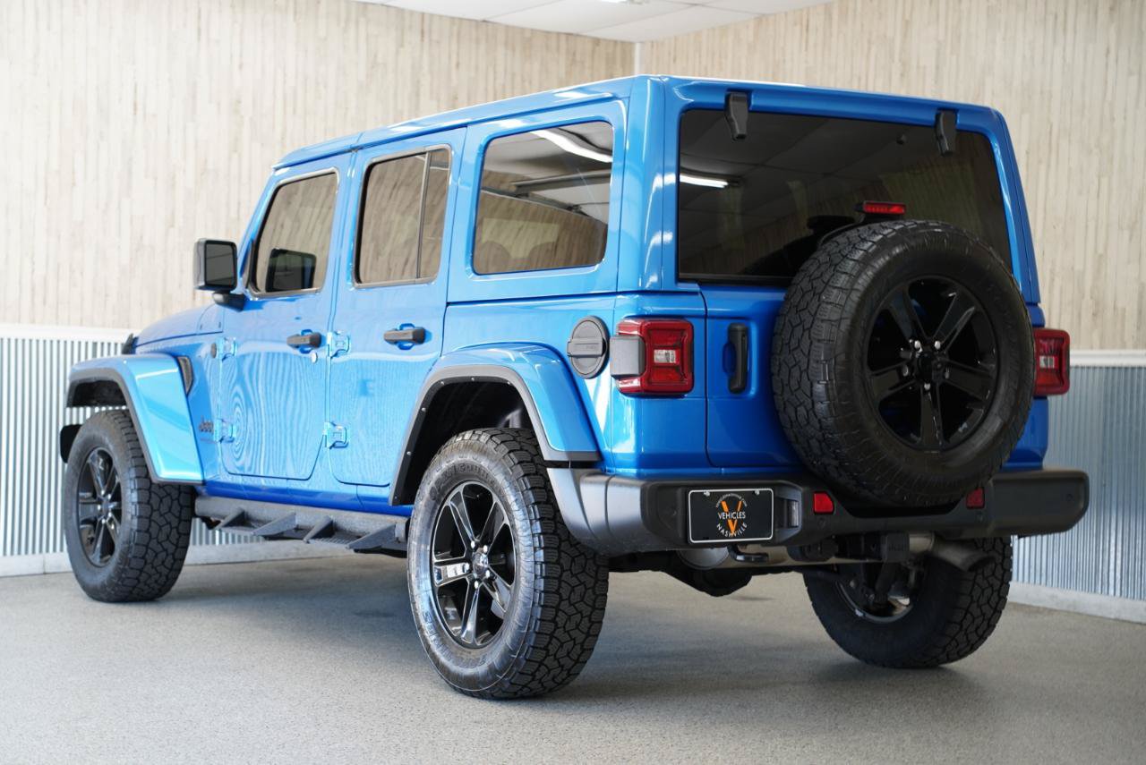 Used 2021 Jeep Wrangler Unlimited Sahara AWD/4WD image 7