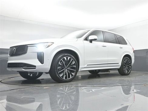 New 2026 Volvo XC90 B6 Plus image 41