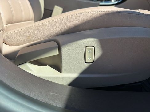 Used 2011 Buick Regal CXL w/ RL2 Preferred Equipment Group image 32