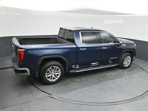 Used 2022 GMC Sierra 1500 SLT w/ SLT Premium Package image 29