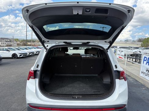 Used 2022 Hyundai Santa Fe SEL Premium w/ Cargo Package AWD/4WD image 11