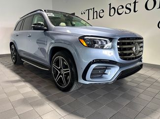 Used 2026 Mercedes-Benz GLS 450 4MATIC video 1
