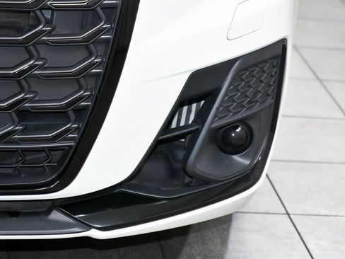 Used 2023 Audi S8 w/ S8 Comfort Plus Package image 87