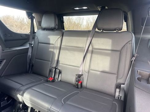 Used 2023 GMC Yukon Denali w/ Denali Reserve Package image 29