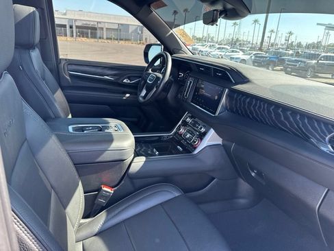 Certified 2023 GMC Yukon Denali w/ Denali Reserve Package RWD image 10