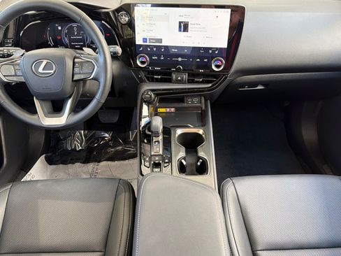 Used 2025 Lexus NX 350h AWD w/ Accessory Package (P5) image 17