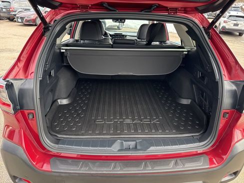 Used 2024 Subaru Outback Limited image 24