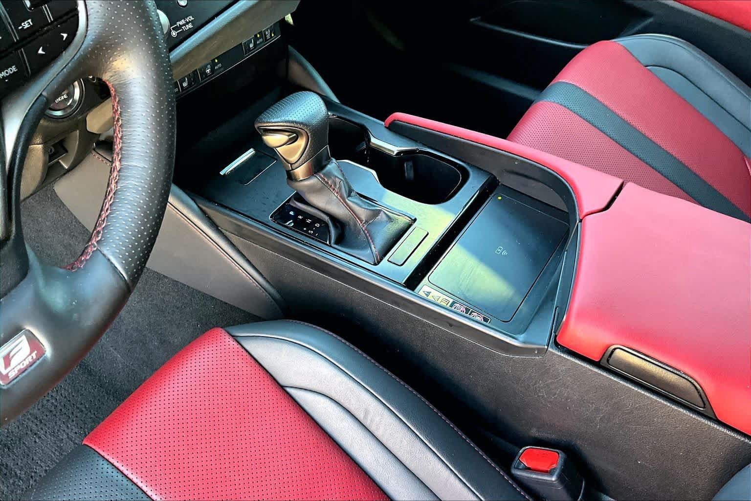 Used 2024 Lexus ES 350 F Sport w/ Accessory Package (Z2) FWD image 16
