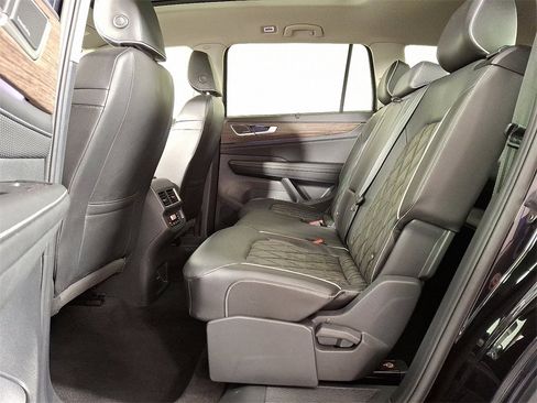 Used 2024 Volkswagen Atlas SEL Premium R-Line image 13