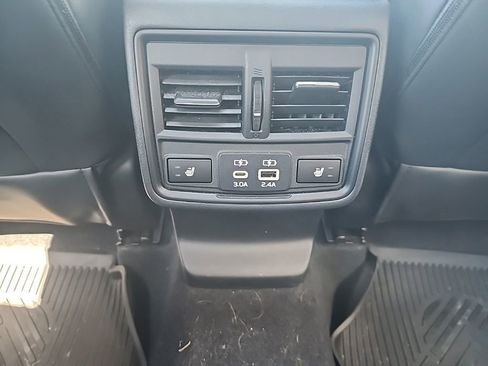 Used 2026 Subaru Outback Touring AWD/4WD image 16