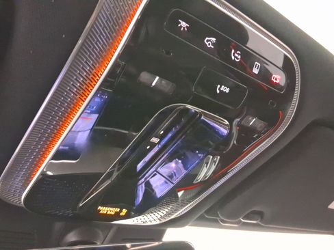 Used 2023 Mercedes-Benz S 500 S 500 image 18