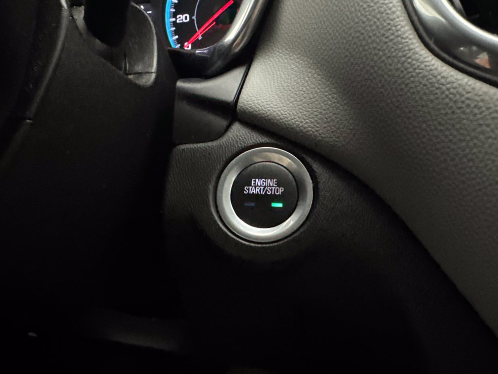 Used 2022 Chevrolet Equinox LS AWD/4WD image 27