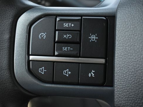 Used 2024 Ford F150 XLT AWD/4WD image 19