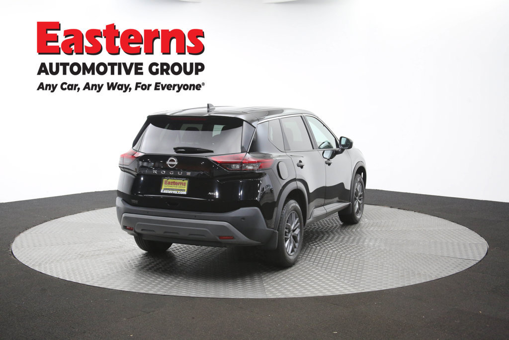 Used 2023 Nissan Rogue S AWD/4WD image 42