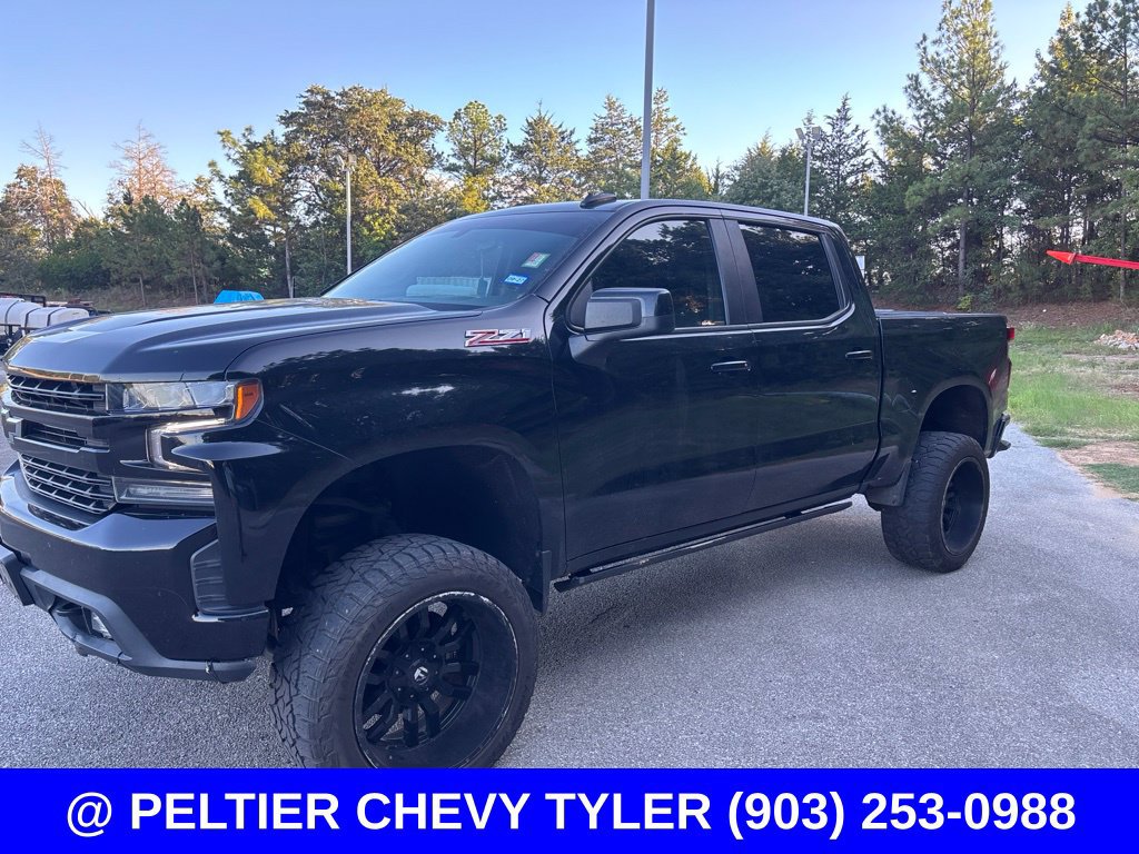 Used 2021 Chevrolet Silverado 1500 RST AWD/4WD image 3