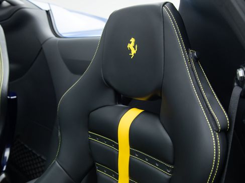 Certified 2021 Ferrari 812 GTS RWD image 32