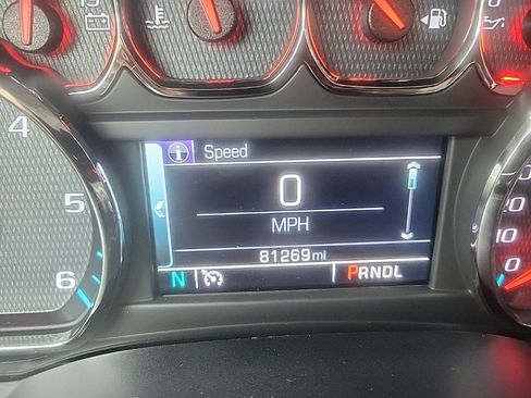 Used 2019 Chevrolet Silverado 1500 LT w/ All Star Edition image 10