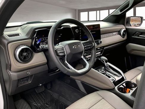 Used 2024 Chevrolet Colorado ZR2 w/ ZR2 Convenience Package III image 14