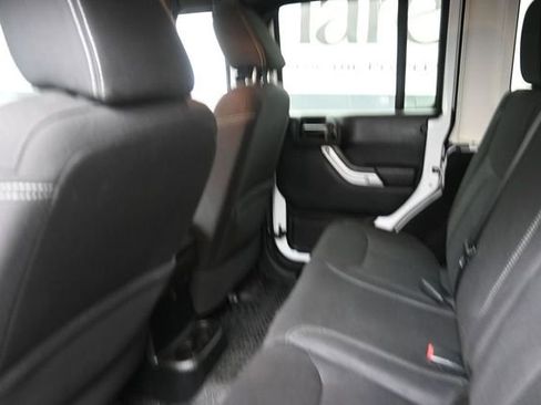 Used 2013 Jeep Wrangler Unlimited Sahara w/ Dual Top Group AWD/4WD image 23