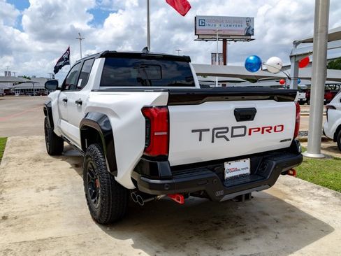 New 2026 Toyota Tacoma TRD Pro AWD/4WD image 5
