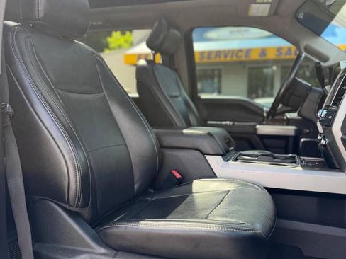Used 2019 Ford F250 Lariat w/ Lariat Ultimate Package AWD/4WD image 18