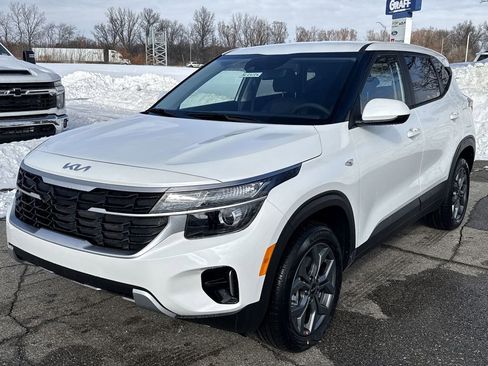 New 2026 Kia Seltos LX image 4