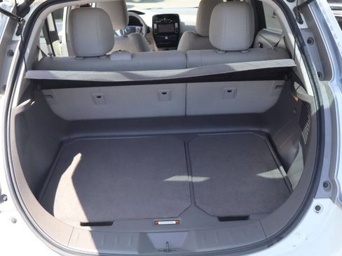 Used 2012 Nissan Leaf SL image 31