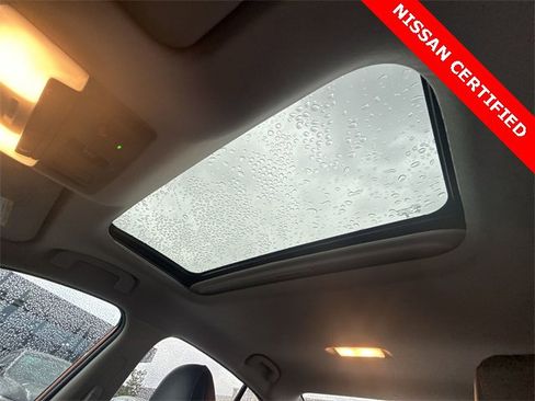 Certified 2024 Nissan Sentra SR w/ SR Premium Package image 21