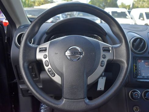 Used 2011 Nissan Rogue S Krom Edition image 17