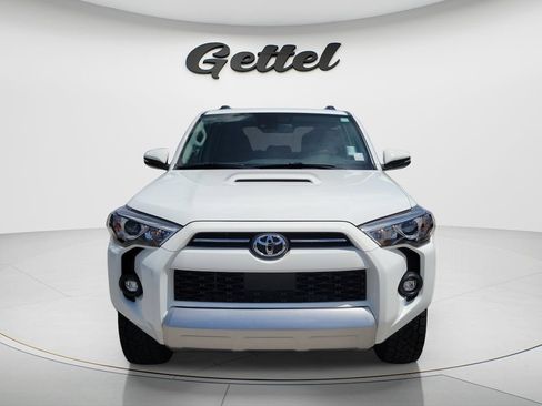 Certified 2023 Toyota 4Runner TRD Off-Road Premium w/ Moonroof Package AWD/4WD image 2