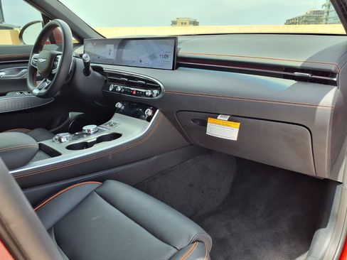 Certified 2026 Genesis GV70 2.5T Sport Prestige AWD/4WD image 10