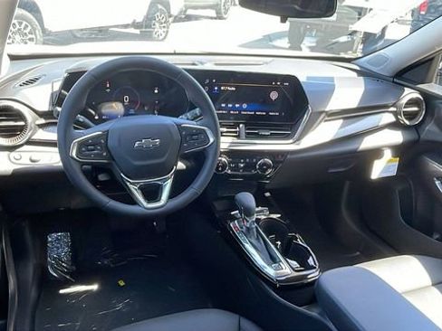 New 2026 Chevrolet Trax ACTIV FWD image 14
