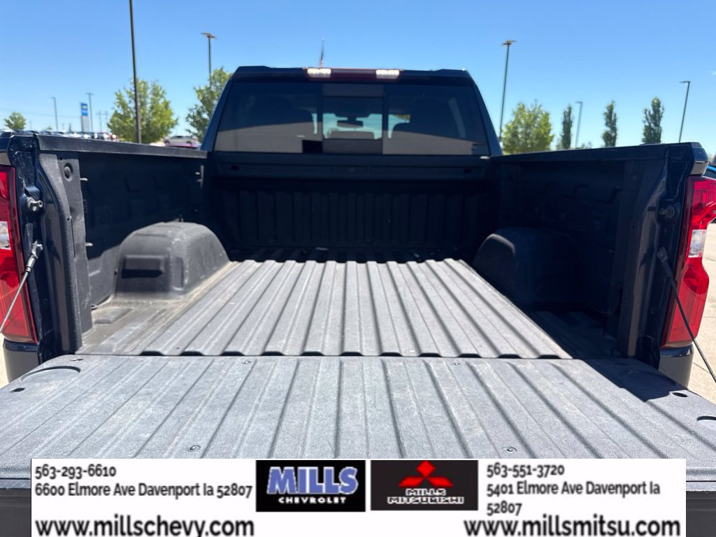 Used 2020 Chevrolet Silverado 1500 LTZ w/ LTZ Plus Package AWD/4WD image 27