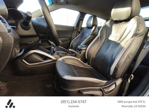 Used 2015 Hyundai Veloster Turbo image 18