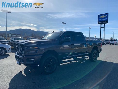 Used 2025 RAM 2500 Big Horn image 3