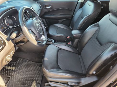 Used 2019 Jeep Compass Altitude image 12