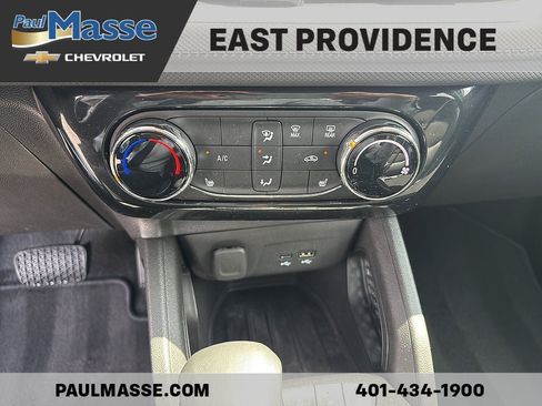 Certified 2024 Chevrolet TrailBlazer LT w/ LT Cold Weather Package FWD image 13
