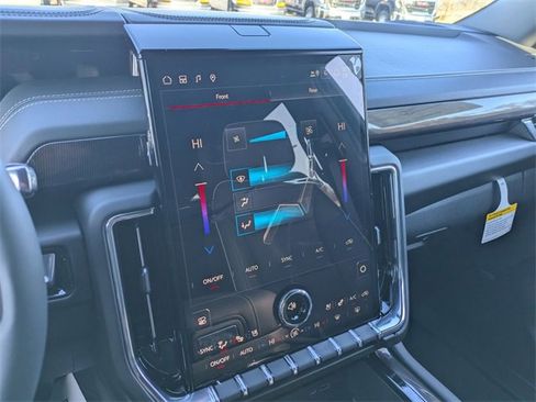 New 2026 GMC Yukon Elevation w/ Elevation Premium Package image 23