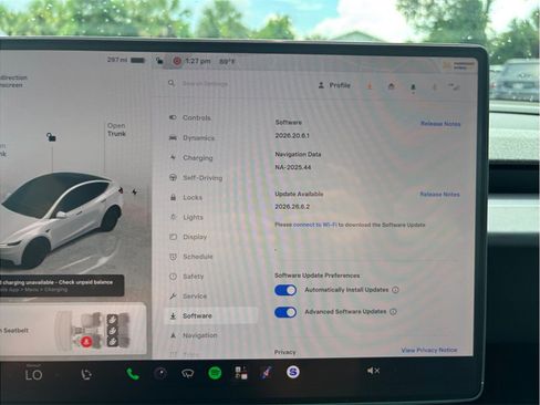 Used 2026 Tesla Model Y 2WD image 28
