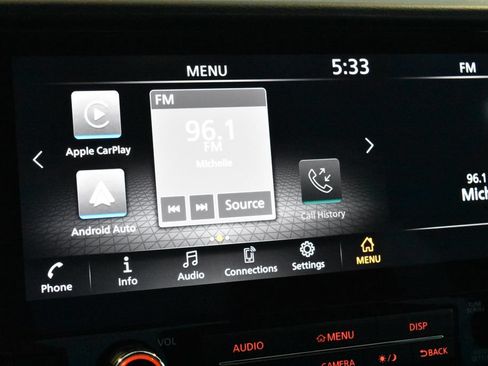 Certified 2025 Nissan Frontier SV AWD/4WD image 9