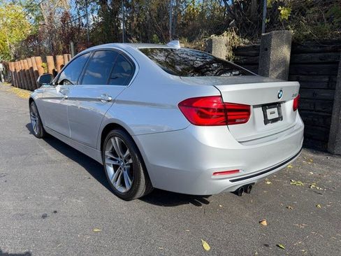 Used 2018 BMW 330i Sedan RWD image 7