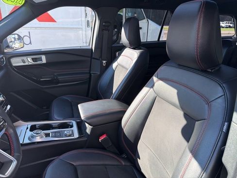 Used 2023 Ford Explorer ST-Line w/ Class IV Trailer Tow Package image 13