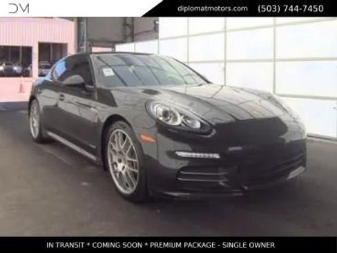 Used 2014 Porsche Panamera 4 AWD/4WD image 4
