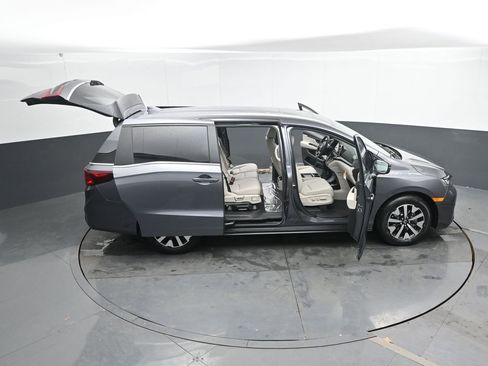 New 2026 Honda Odyssey EX-L image 44
