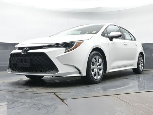 Certified 2020 Toyota Corolla LE FWD image 26