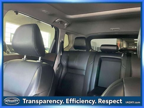 Used 2023 Nissan Rogue SV w/ SV Premium B Package image 32