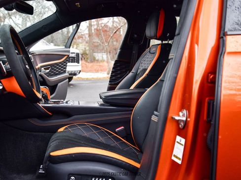 Used 2024 Bentley Flying Spur W12 image 34