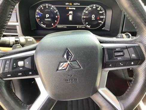 Used 2022 Mitsubishi Outlander SEL image 30