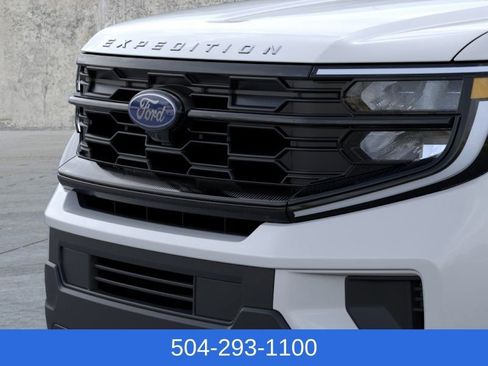 New 2026 Ford Expedition Active RWD image 19